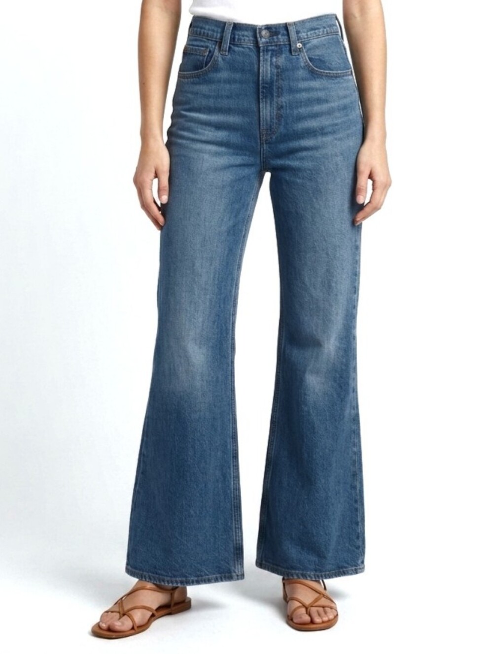 Levi’s Premium 70s High Rise Flare Jeans 27 Medium Wash NWT